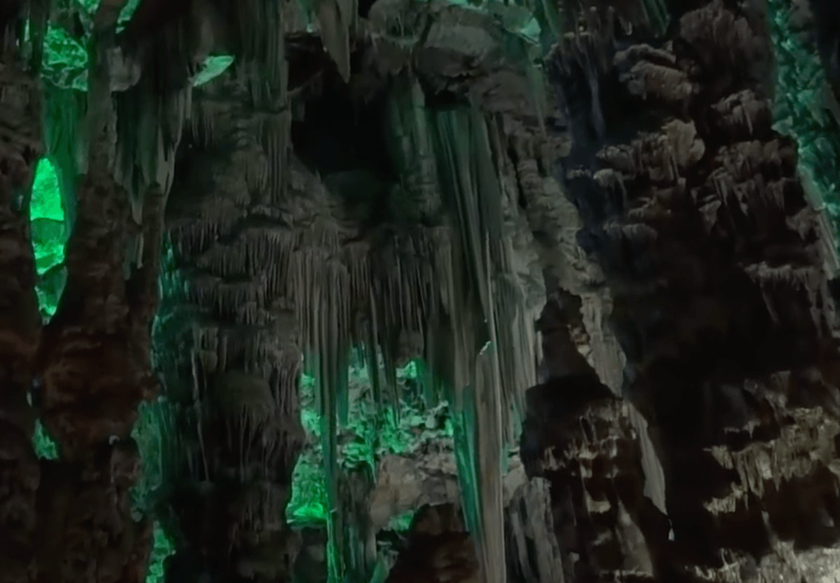 ver St Michael cave Gibraltar